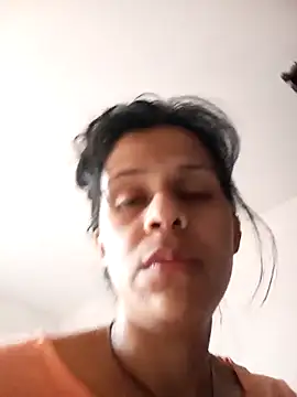 mitzukywinteer online show from 02/01/26, 02:04