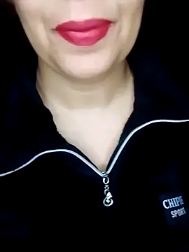 Naughty-Yousra online show from 02/23/26, 08:44