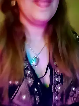 Snapshot of Naughty-Yousra chatting on 06/22/26, 02:46 Naughty-Yousra online show from 06/22/26, 02:46