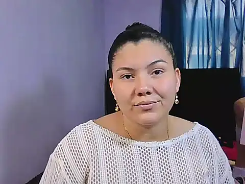 Helena-Paola online show from 04/03/26, 08:51