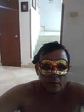 Snapshot of Juanstevan2724 chatting on 01/19/26, 12:47 Juanstevan2724 online show from 01/19/26, 12:47