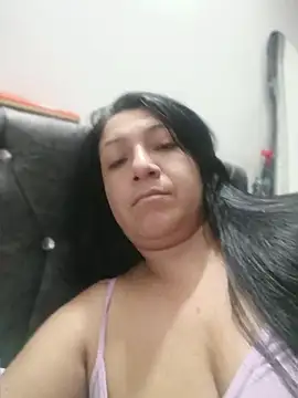 Katysaez online show from 05/17/26, 04:43