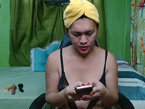 urslutscarlet online show from 03/17/26, 08:17