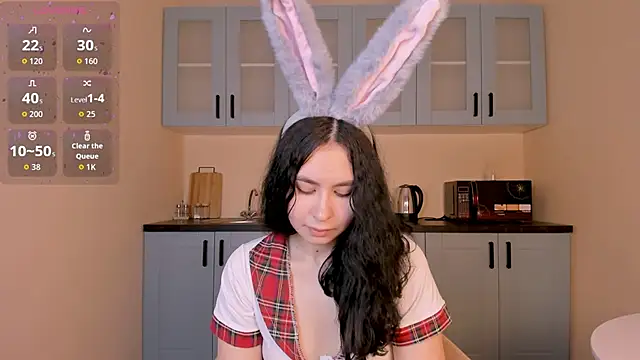 GiovannaAntonelli online show from 04/05/26, 05:48