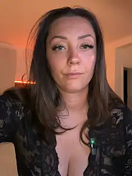 21tweetypie21 online show from 05/08/26, 06:02