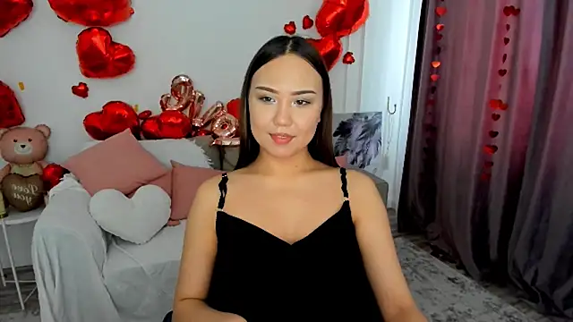 Snapshot of GlowMe chatting on 02/02/26, 11:20 GlowMe online show from 02/02/26, 11:20