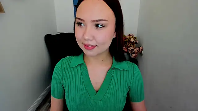 GlowMe online show from 03/09/26, 04:27