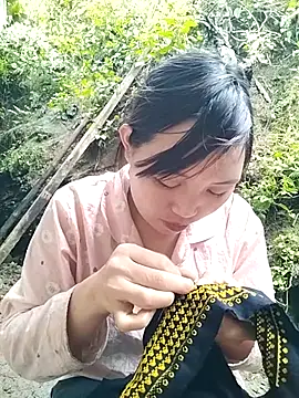 Snapshot of lia-coy chatting on 02/11/26, 03:22 lia-coy online show from 02/11/26, 03:22