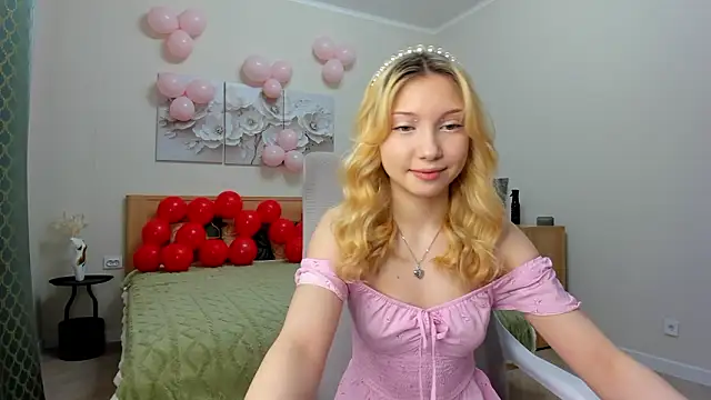 Snapshot of sweet_bl0nde chatting on 02/14/26, 08:44 sweet bl0nde online show from 02/14/26, 08:44