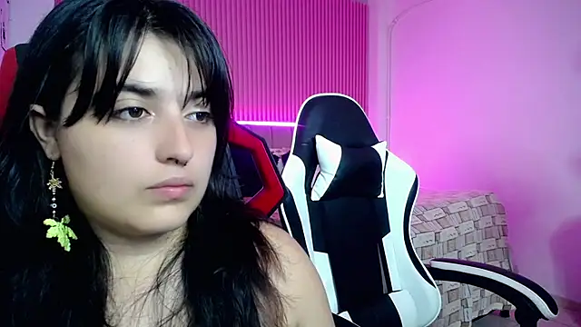 Snapshot of sonic_jess07 chatting on 07/18/26, 08:34 sonic jess07 online show from 07/18/26, 08:34