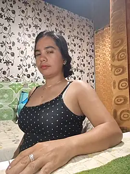 LoveSammantha24xxx online show from 07/10/26, 08:33