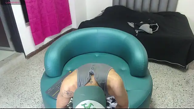 Dogan Renzo0 online show from 03/10/26, 11:37