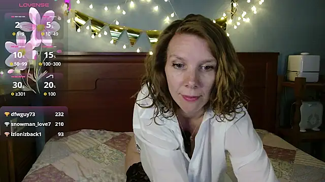 Daisy Lovely online show from 05/15/26, 04:19