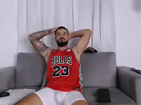 Snapshot of Handsomen69 chatting on 02/27/26, 03:28 Handsomen69 online show from 02/27/26, 03:28