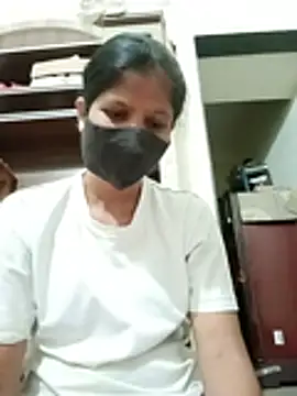 Prajakta123 online show from 07/14/26, 04:13