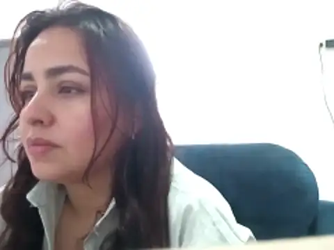 Snapshot of lunitahoney13 chatting on 02/19/26, 02:02 lunitahoney13 online show from 02/19/26, 02:02