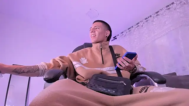 Snapshot of NickyyFlow chatting on 03/26/26, 10:37 NickyyFlow online show from 03/26/26, 10:37