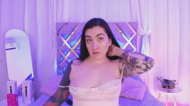 KathiaJenner online show from 06/14/26, 11:12
