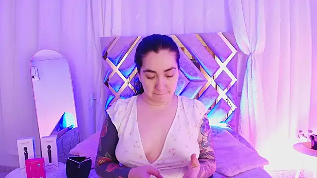 KathiaJenner online show from 07/04/26, 11:16