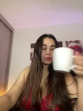 Snapshot of saray_mendozaa chatting on 07/14/26, 09:31 saray mendozaa online show from 07/14/26, 09:31
