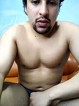 Snapshot of AxelWhitte chatting on 03/09/26, 05:06 AxelWhitte online show from 03/09/26, 05:06