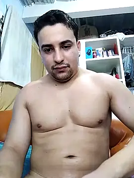 Snapshot of AxelWhitte chatting on 03/23/26, 05:06 AxelWhitte online show from 03/23/26, 05:06