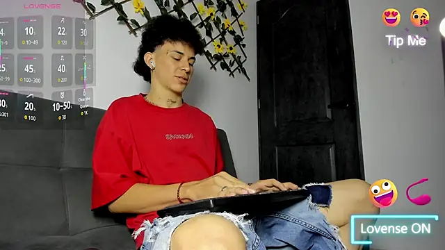 Maxxx bigcockx online show from 03/22/26, 04:49