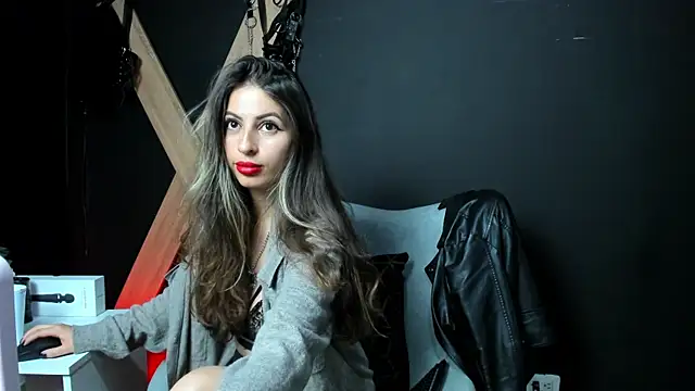 Snapshot of GoddesLeila chatting on 05/13/26, 03:09 GoddesLeila online show from 05/13/26, 03:09