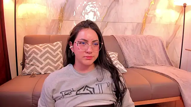 JeniferPowell nm online show from 02/03/26, 06:46