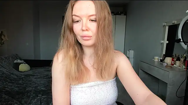 SelenaGenttle online show from 01/17/26, 08:08