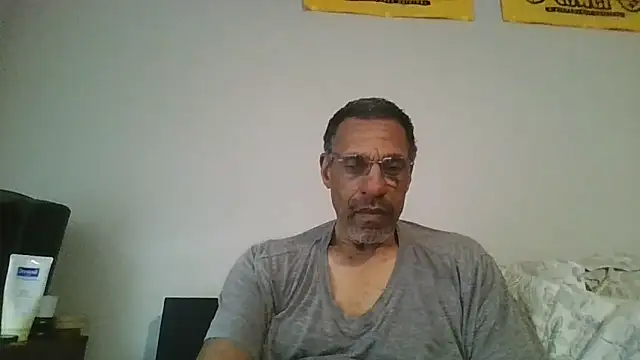 swimmer2496 online show from 03/01/26, 05:37