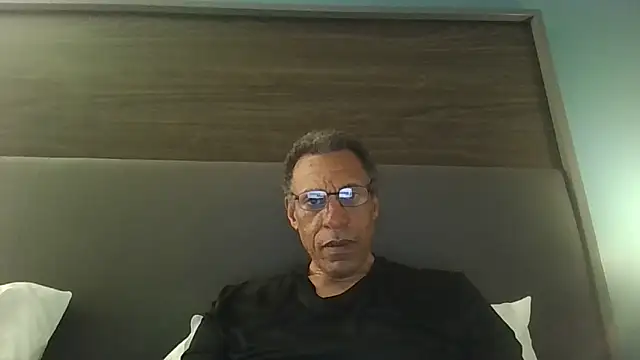 Snapshot of swimmer2496 chatting on 05/16/26, 06:54 swimmer2496 online show from 05/16/26, 06:54