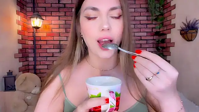 Eva StarXXXX online show from 05/28/26, 08:06