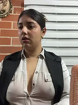 A-uroora online show from 04/19/26, 10:25