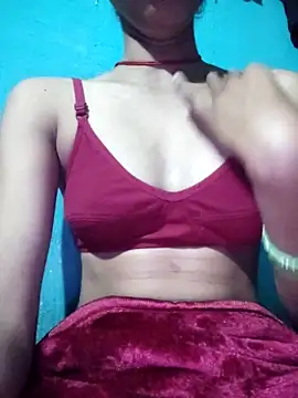 Juli cut online show from 02/13/26, 03:19