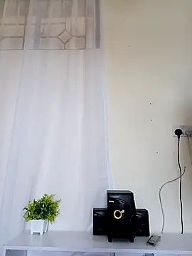 Silk Hennessy online show from 02/19/26, 10:44