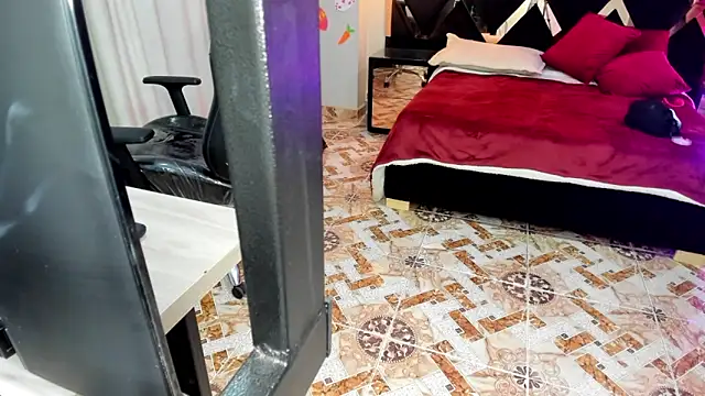 Lucia 24x online show from 04/04/26, 01:19