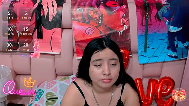 Snapshot of angelhotlatina18 chatting on 02/16/26, 12:01 angelhotlatina18 online show from 02/16/26, 12:01