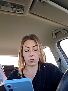 dewimp1 online show from 04/12/26, 07:57