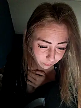 dewimp1 online show from 04/18/26, 07:34