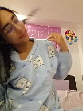 Snapshot of scarlett25__ chatting on 02/09/26, 04:16 scarlett25 online show from 02/09/26, 04:16