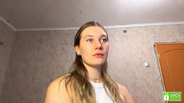 Snapshot of Jolievic chatting on 02/14/26, 11:40 Jolievic online show from 02/14/26, 11:40