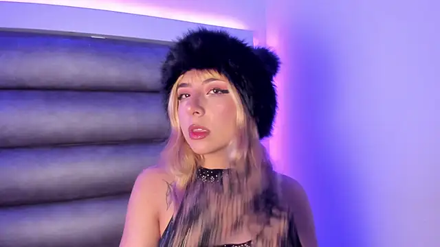 Snapshot of adhalee_js chatting on 02/06/26, 08:23 adhalee js online show from 02/06/26, 08:23