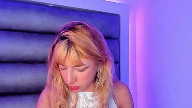 Snapshot of adhalee_js chatting on 02/07/26, 08:12 adhalee js online show from 02/07/26, 08:12