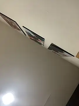 JuliaaVega online show from 03/25/26, 11:49