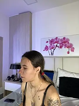 Snapshot of JuliaColemann chatting on 06/28/26, 11:49 JuliaColemann online show from 06/28/26, 11:49