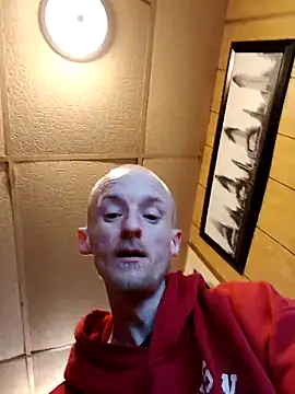 Snapshot of Zippy247 chatting on 02/20/26, 03:25 Zippy247 online show from 02/20/26, 03:25