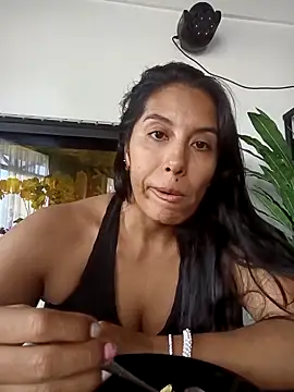 LizaLorini online show from 04/04/26, 04:59