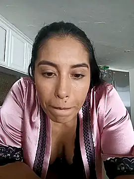 LizaLorini online show from 04/05/26, 03:09