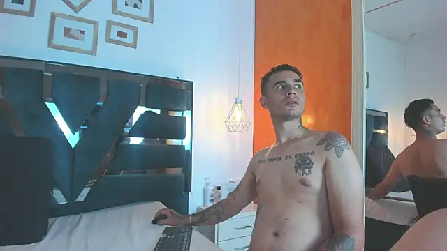Irina and Max online show from 05/31/26, 06:09
